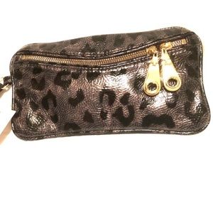 Steve Madden wristlet